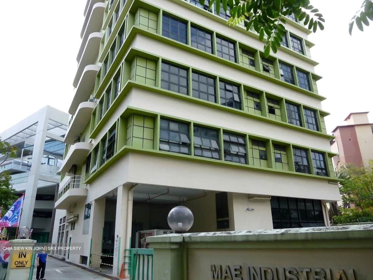 Macpherson Road (D13), Factory #624033721